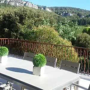  Hébergement de vacances L'angeannie